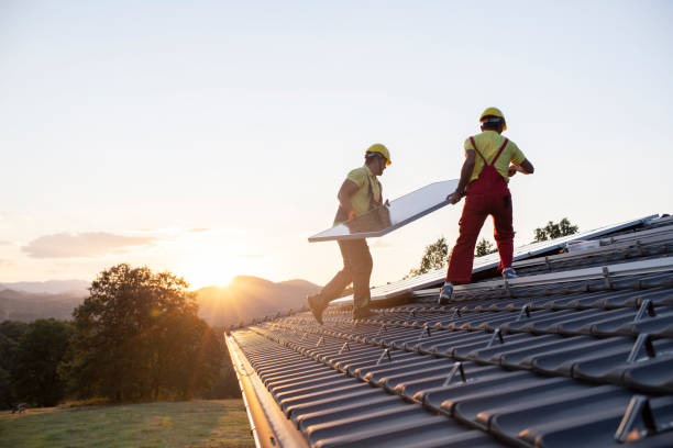 Best Storm Damage Roof Repair  in Leavittsburg, OH