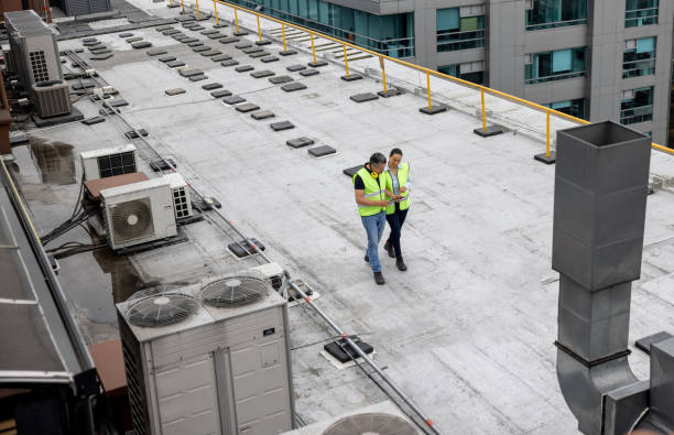 Best Hot Roofs  in Leavittsburg, OH